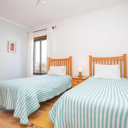 Perola-superb Base In Historical Centre Apartment *
