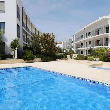 Perola-superb Base In Historical Centre