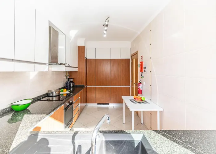 Perola-superb Base In Historical Centre 아파트