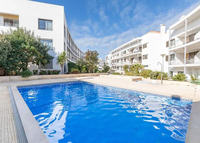 Apartment Perola-superb Base In Historical Centre *