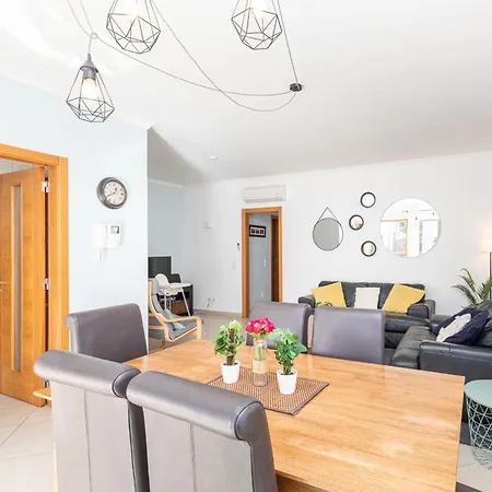 Апартаменты Perola-superb Base In Historical Centre