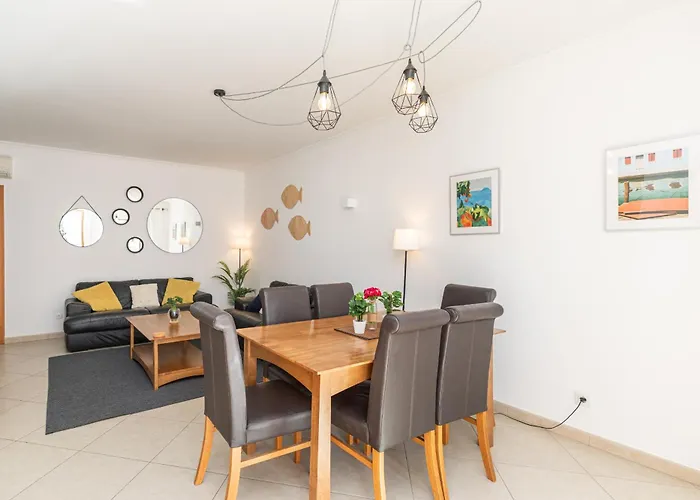 Апартаменты Perola-superb Base In Historical Centre